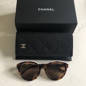 Butterfly Tortoise Sunglasses